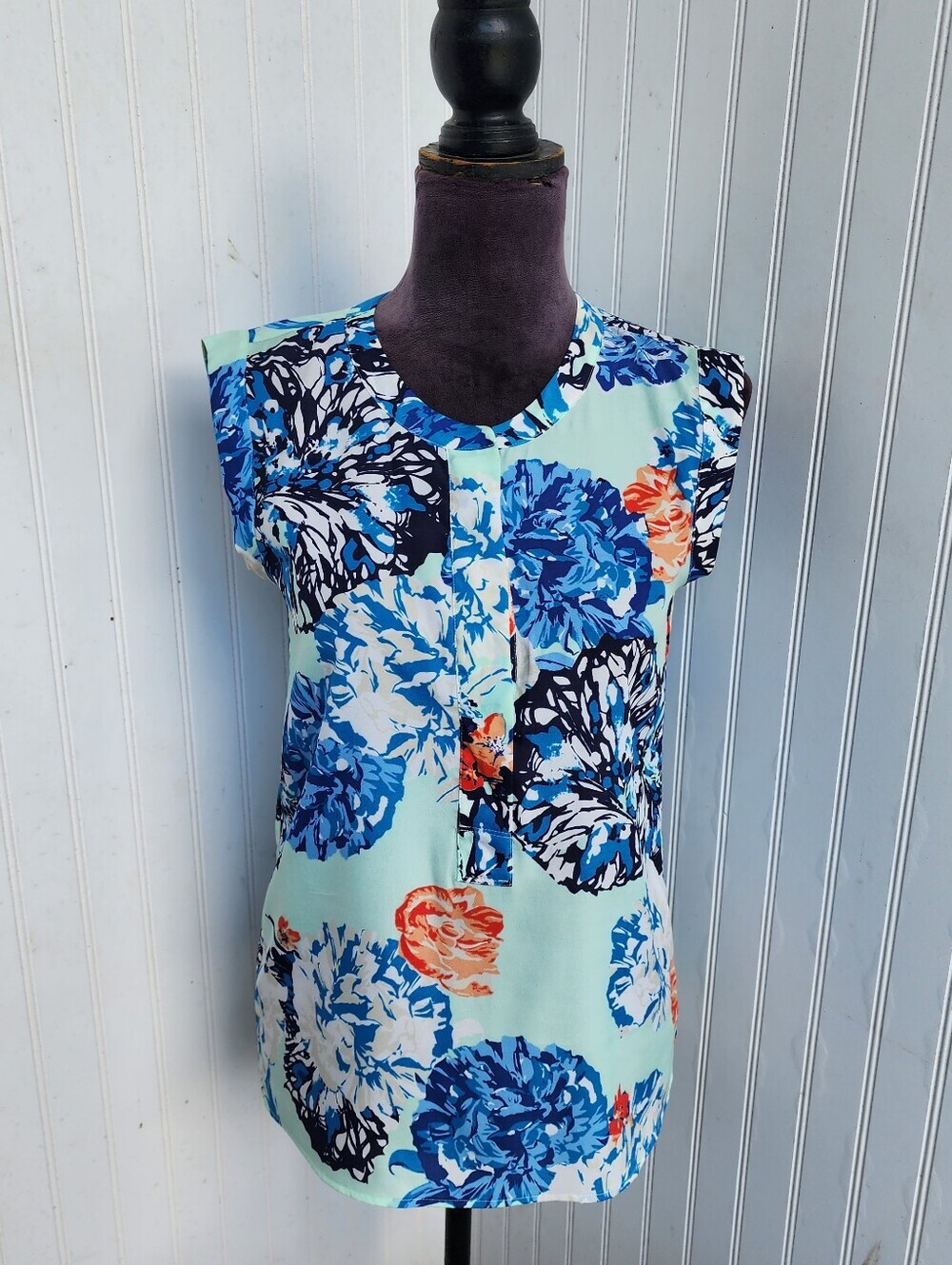 J. Crew Blue Green Colorful Floral Sleeveless Henley Blouse Button Sz 00